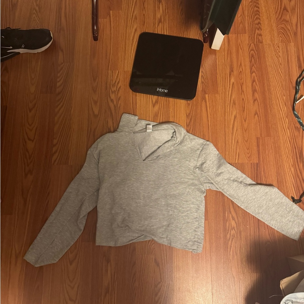 Gray Long Sleeve Top